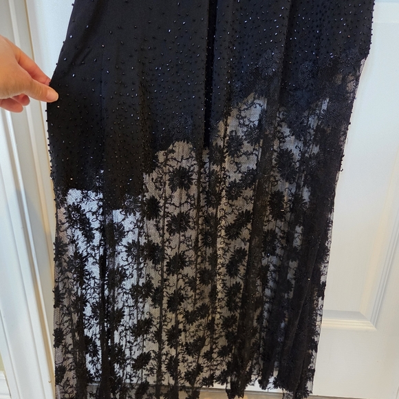 Elegant Jovani Black Lace Beaded Tulle Lace Formal Gown Size 6 Black Tie - Picture 4 of 12